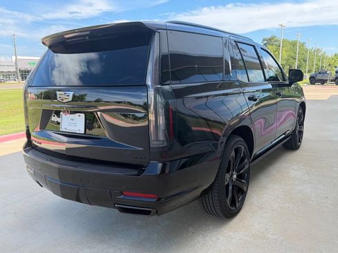 Used 2025 Cadillac Escalade Sport Platinum AWD/4WD image 5