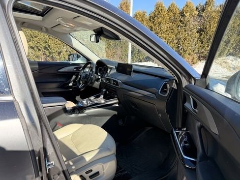 Used 2023 MAZDA CX-9 Touring image 17