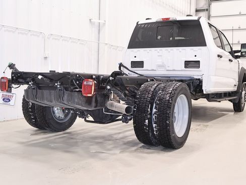New 2026 Ford F450 XL w/ XL Chrome Package image 8