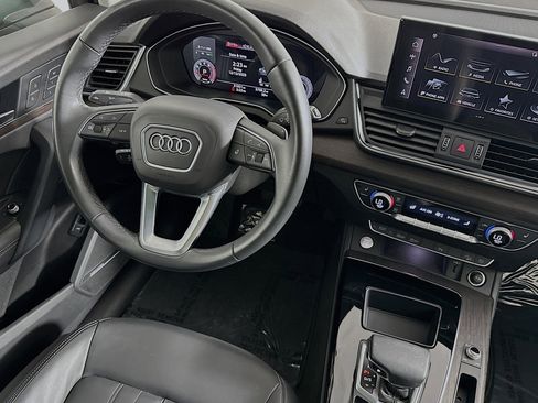 Used 2023 Audi Q5 Premium Plus w/ Premium Plus Package image 6