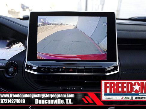 New 2026 Jeep Compass Latitude image 22