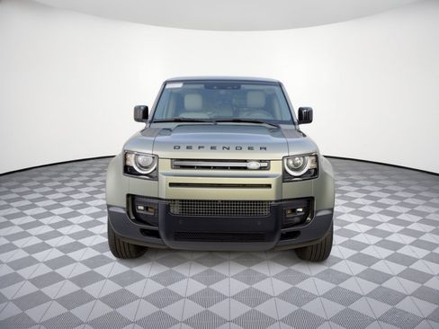 Used 2024 Land Rover Defender 110 S AWD/4WD image 6