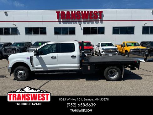 Used 2025 Ford F350 XLT AWD/4WD image 2