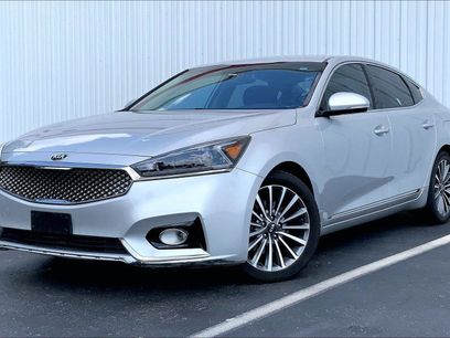 Used 2018 Kia Cadenza Premium w/ Luxury Package