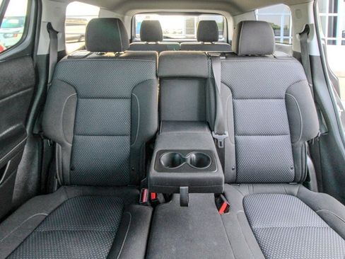 Used 2020 GMC Acadia SLE w/ Driver Convenience Package FWD image 9