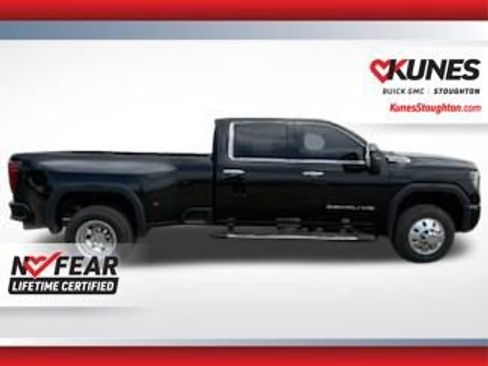 Used 2025 GMC Sierra 3500 Denali AWD/4WD image 11