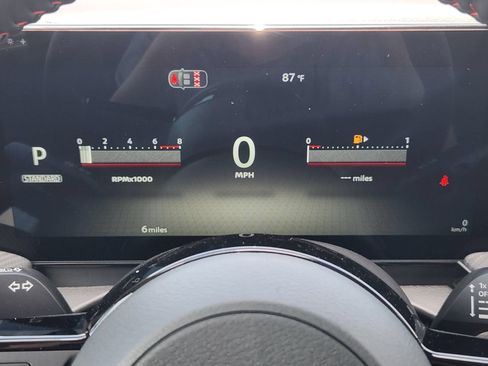 New 2026 Nissan Kicks SR AWD/4WD image 15