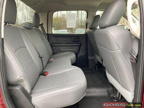 Used 2017 RAM 2500 Tradesman w/ Chrome Appearance Group AWD/4WD image 7