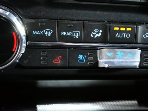 Certified 2022 Ford F150 Lariat AWD/4WD image 28