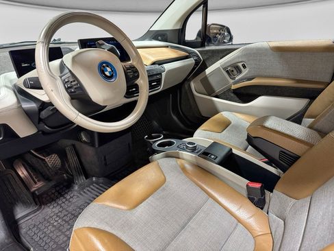 Used 2017 BMW i3 94 Ah w/Range Extender image 15