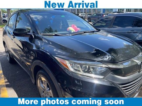 Used 2019 Honda HR-V LX image 1