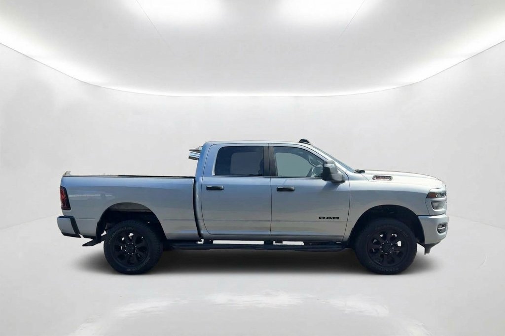 Used 2026 RAM 2500 Big Horn AWD/4WD image 4