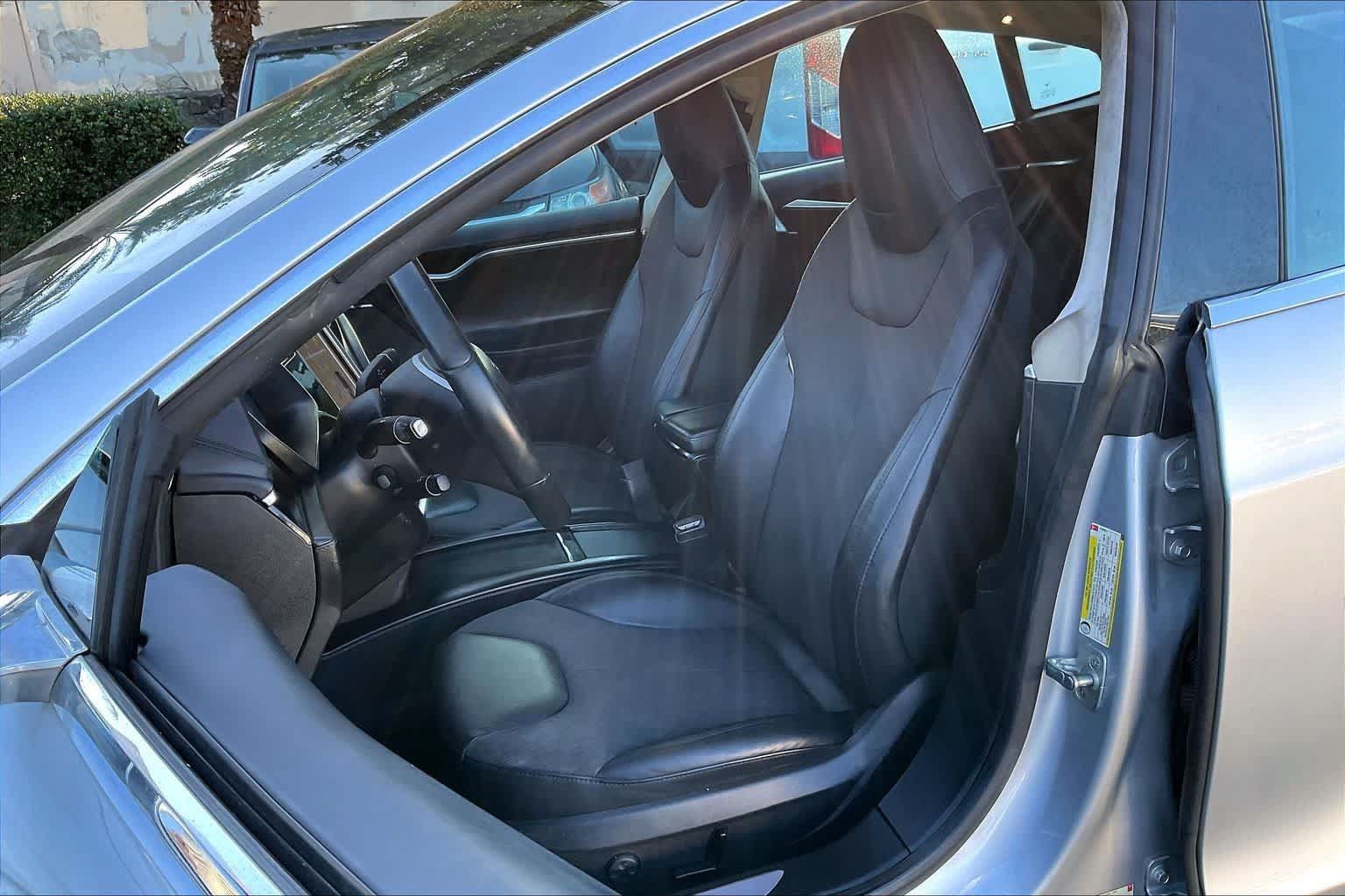 Used 2016 Tesla Model S 70 RWD image 11