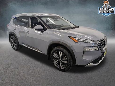 Used 2023 Nissan Rogue Platinum w/ Platinum Premium Package image 3