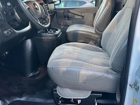 Used 2021 Chevrolet Express 2500 w/ Driver Convenience Package RWD image 12
