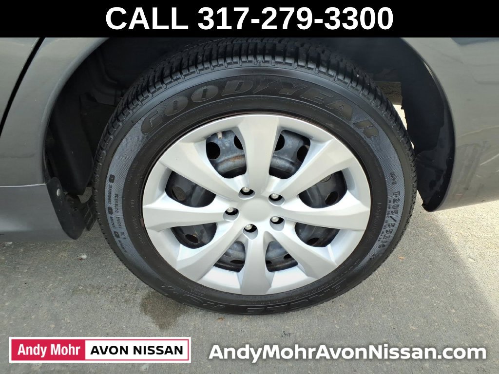 Used 2013 Toyota Corolla LE FWD image 12