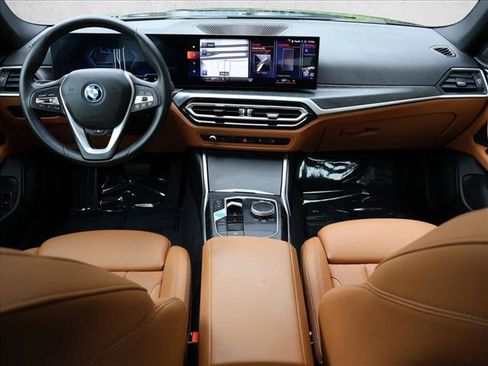 Used 2023 BMW i4 eDrive35 w/ Premium Package RWD image 25
