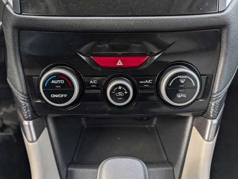 Used 2021 Subaru Forester Premium image 24