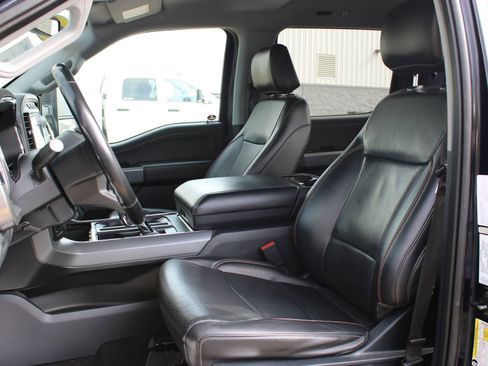 Used 2021 Ford F150 Lariat w/ FX4 Off-Road Package image 14