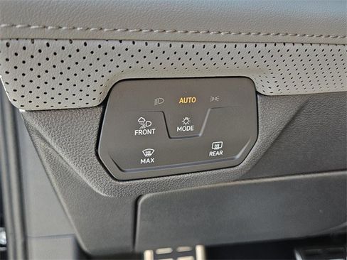 New 2026 Volkswagen Atlas Peak Edition image 28