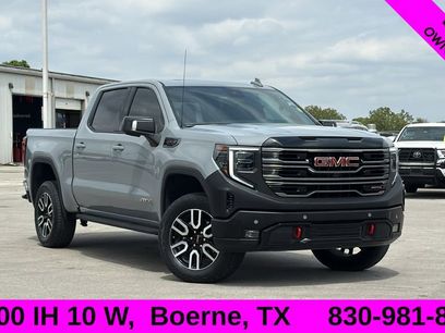 Used 2025 GMC Sierra 1500 AT4 w/ AT4 Premium Package