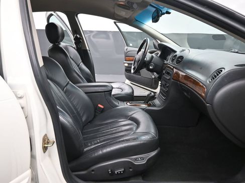 Used 2001 Chrysler LHS image 18