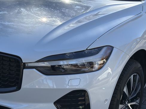 Certified 2025 Volvo XC60 B5 Plus image 6