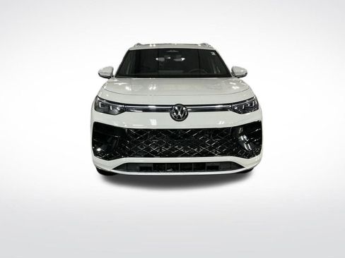 New 2026 Volkswagen Tiguan SEL R-Line image 8