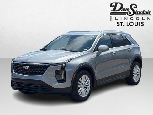 Used 2024 Cadillac XT4 Luxury FWD image 7