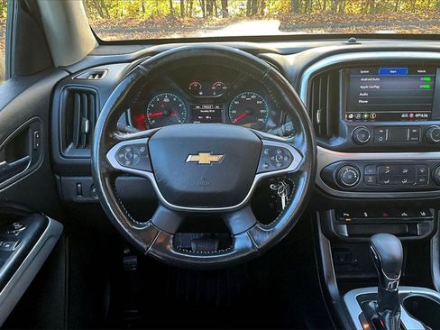 Certified 2022 Chevrolet Colorado LT w/ Fleet Safety Package image 9