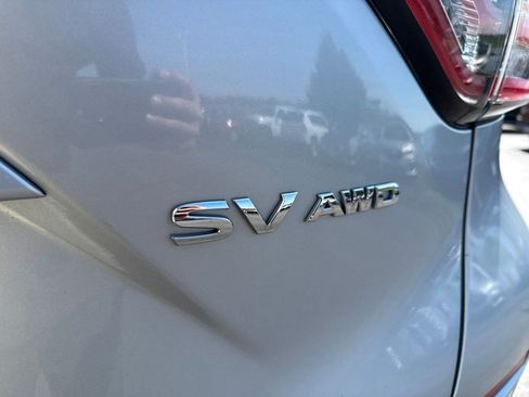 Used 2018 Nissan Murano SV AWD/4WD image 5