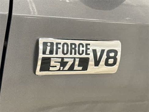 Used 2014 Toyota Tundra Limited w/ Limited Premium Package image 20