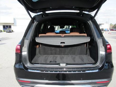 Used 2025 Mercedes-Benz GLS 450 4MATIC image 34