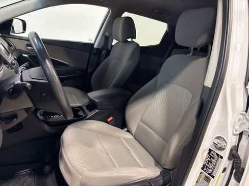 Used 2018 Hyundai Santa Fe Sport FWD image 18