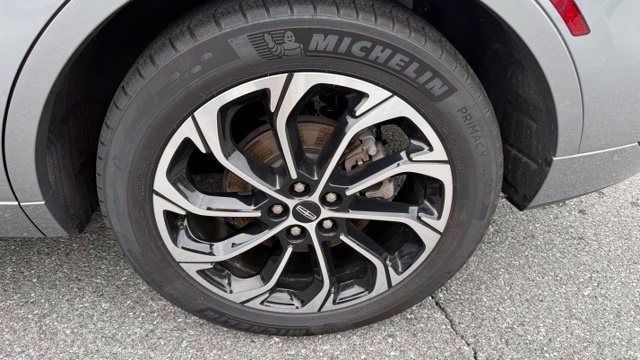 Used 2025 Lincoln Nautilus Reserve AWD/4WD image 40
