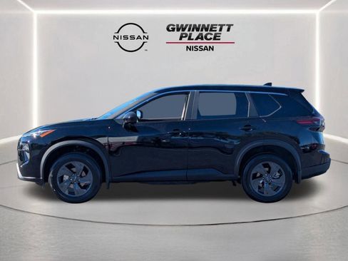 New 2026 Nissan Rogue SV FWD image 2