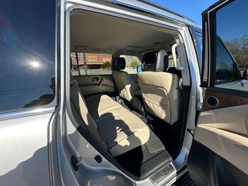 Used 2022 Nissan Armada SL RWD image 17