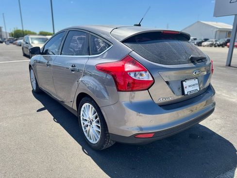 Used 2014 Ford Focus Titanium FWD image 41