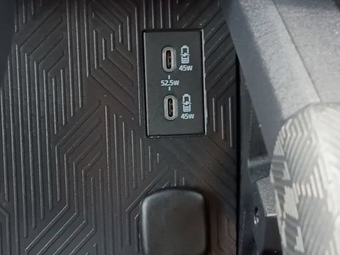 Used 2025 Toyota 4Runner TRD Off-Road AWD/4WD image 6