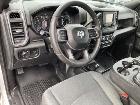 Used 2022 RAM 3500 Tradesman image 10