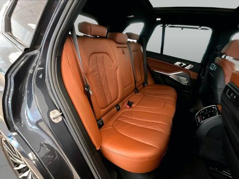 Used 2019 BMW X5 xDrive50i w/ M Sport Package AWD/4WD image 19