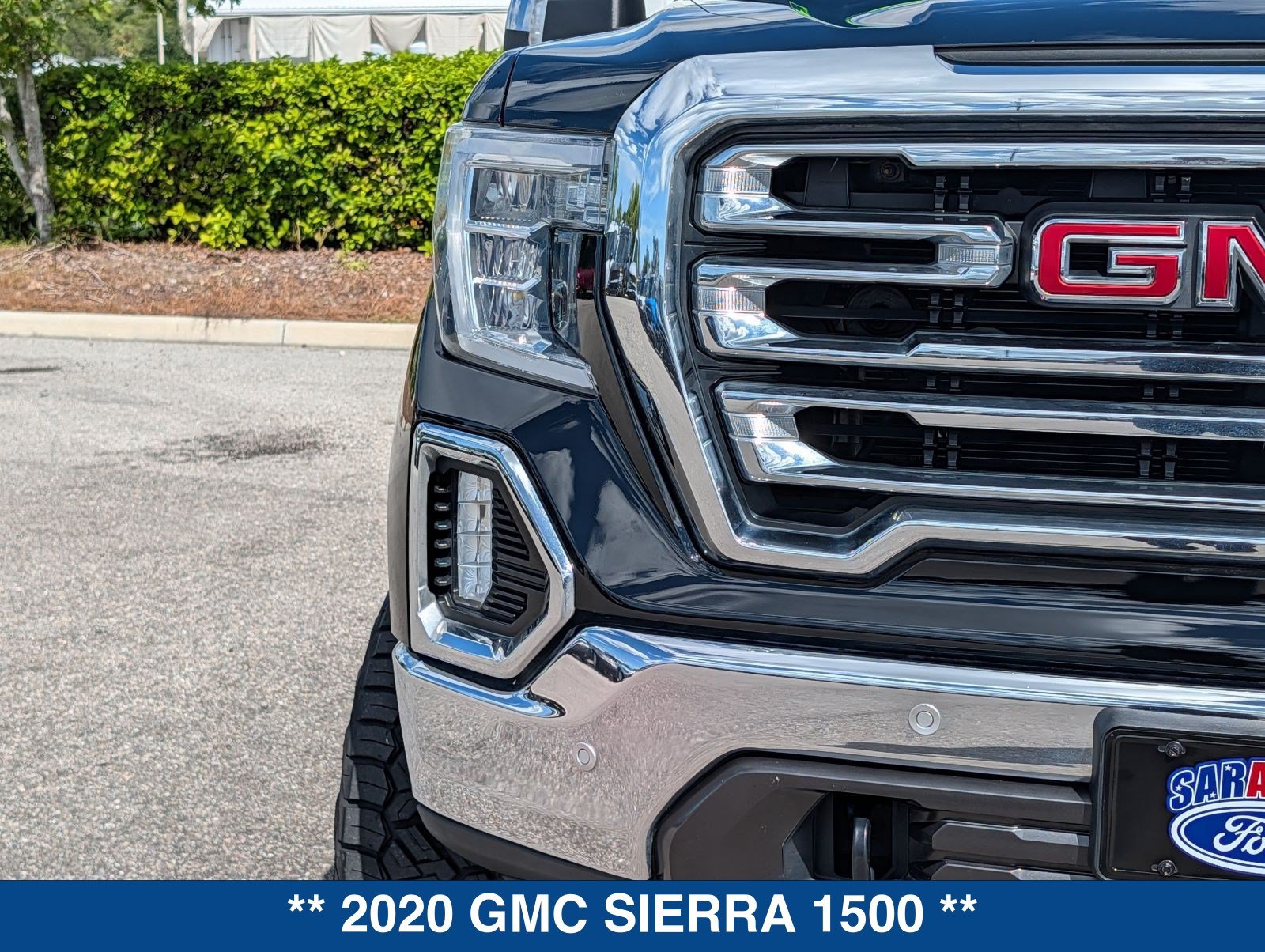Used 2020 GMC Sierra 1500 SLT w/ SLT Premium Plus Package RWD image 10
