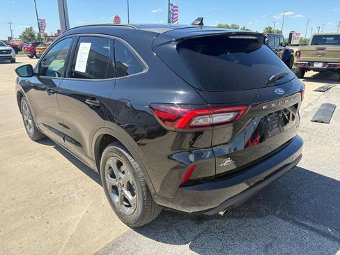 Used 2023 Ford Escape ST-Line w/ Tech Pack #1 AWD/4WD image 5