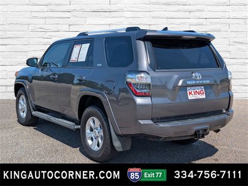 Used 2021 Toyota 4Runner SR5 Premium image 8