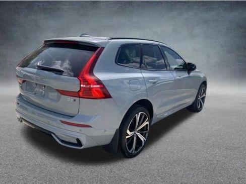 Used 2024 Volvo XC60 B5 Ultimate w/ Climate Package AWD/4WD image 4