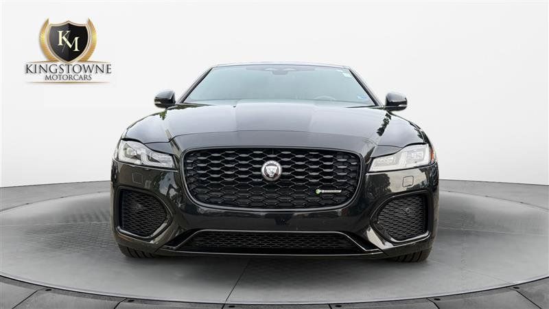 Used 2022 Jaguar XF R-Dynamic SE AWD/4WD image 8