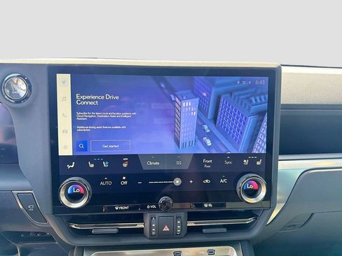 Used 2025 Lexus GX 550 w/ Accessory Package (2T) image 31