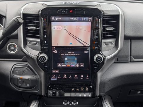 New 2026 RAM 2500 Big Horn AWD/4WD image 9