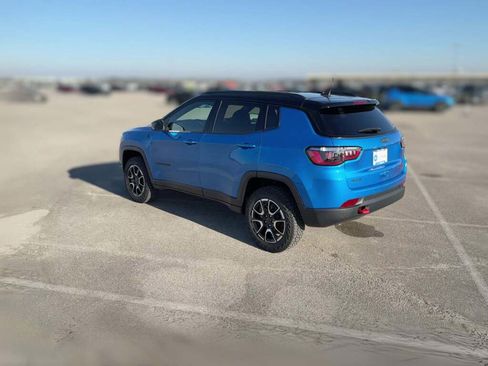 New 2026 Jeep Compass Trailhawk image 8