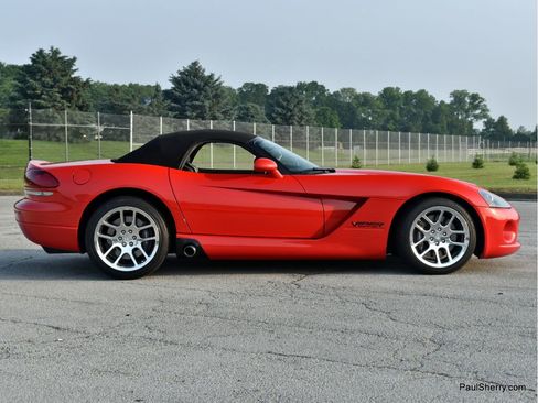 Used 2003 Dodge Viper SRT-10 image 15